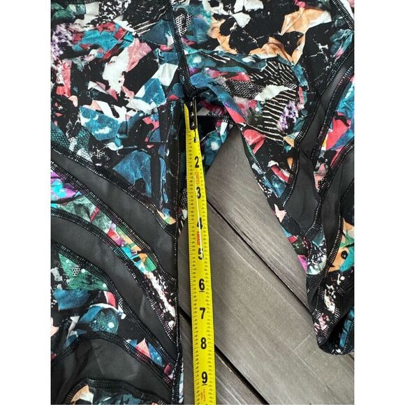 Lululemon Wunder Under High Rise Legging Black Floral Mesh Size 2 - Picture 14 of 15